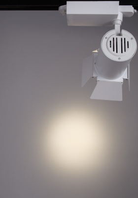 Светильник на штанге Arte Lamp Falena A6730PL-1WH
