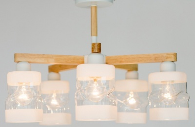 Люстра на штанге Lumion Bonnie 4491/5C