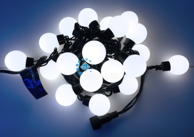 Светодиодная гирлянда большие шарики Rich LED 5 м, 20 шариков, 220 В, соединяемая, белая, черный провод,